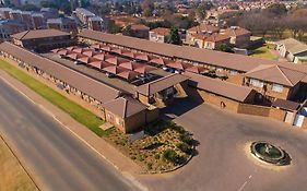 Rudman Townhouses - Or Tambo Airport